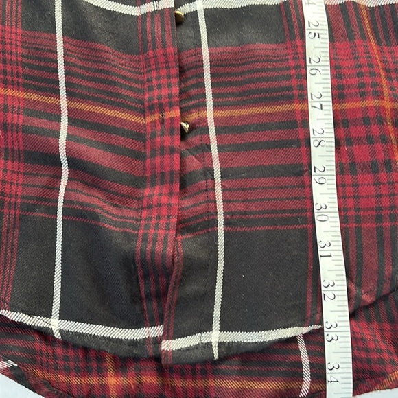 🎉 HOST PICK 🎉 Long Plaid Button Up from Dex - Picture 9 of 9
